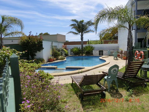 Banjo Paterson Motor Inn - Cruises Travel 0