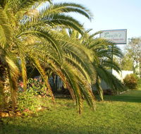 Banjos Overnight And Holiday Units - Travel Search