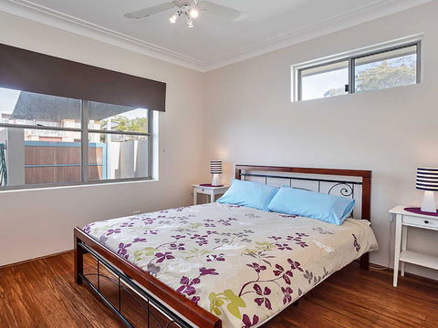 Banyan' 14 Montevideo Parade - Spacious Three Bedroom Pet Friendly Property With Air Con - Cruises Travel 3
