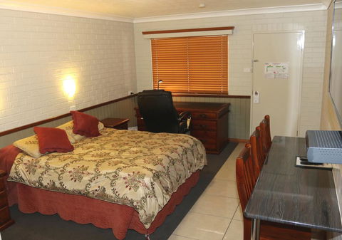 Barcaldine Country Motor Inn - Travel Search 2