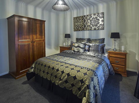Barossa Elegance - Travel Search 1