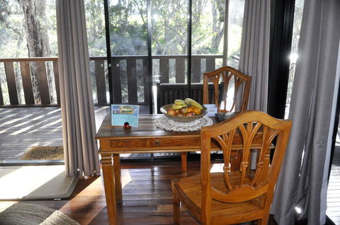 Barrabup Sanctuary BirdHide - Cruises Travel 2