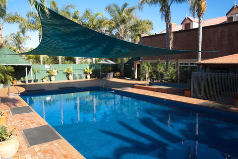 Batemans Bay Marina Resort - Tourism Guide 2