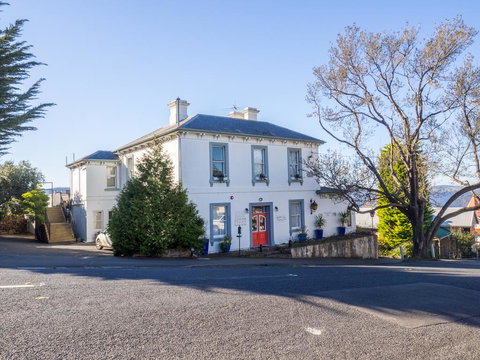 Battery Point Manor - Tourism Guide 0