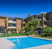 Bay Park Gardens 30 1 Warlters Street - Travel Agents