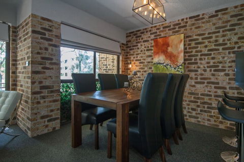 Bay Parklands, Unit 27/2 Gowrie Avenue - Cruises Travel 3