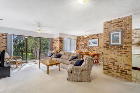 Bay Parklands, Unit 65/2 Gowrie Avenue - Cruises Travel 1