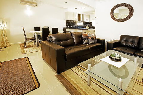 Beach House Apartments - Cruises Travel 1