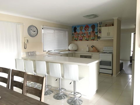 Beach House Getaway 2 - Cruises Travel 3