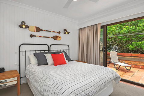 Beachfront 7 Penthouse - Sawtell, NSW - Travel Agents 2
