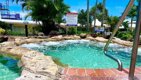 Resort Queen Studio At Alex Beach Resort - Cruises Travel 1