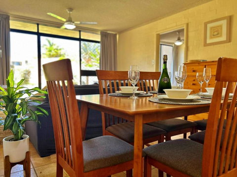 Riverview Holiday Apartment 92 - Kalbarri WA - Travel Agents 2