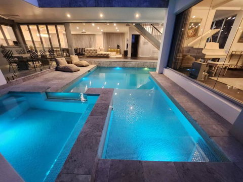 Red Sands Retreat - Travel Agents 0