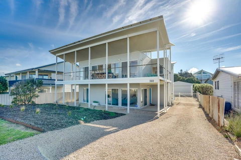 Relax At Middleton - No Linen Included - Pets Negotiable - Wi-Fi - Travel Search 0