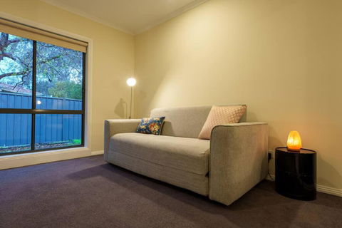 Relaxing 3bd In Tranquil Setting - Travel Agents 2