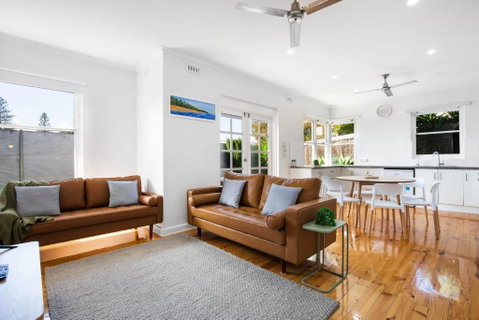 Relaxing 3BR Beachside Haven Grange - Tourism Guide 1
