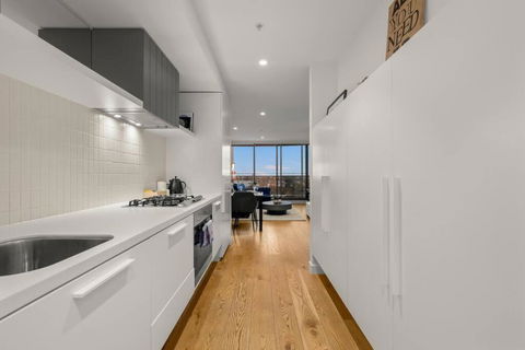 Relaxing Retreat At Albert Park With Free Parking - Tourism Guide 1