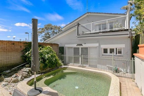 Resort Living Coogee - Tourism Guide 0