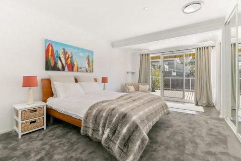 Resort Living Coogee - Tourism Guide 1