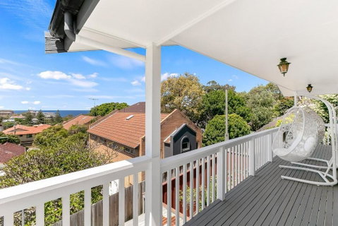 Resort Living Coogee - Tourism Guide 2
