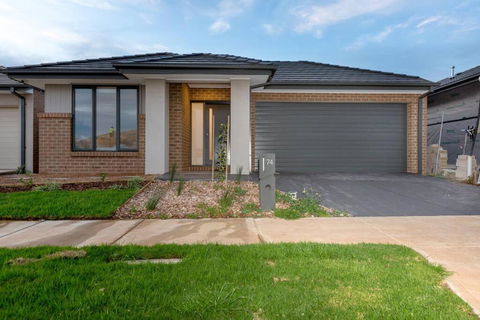 ResortStyle 4BR House With Parking - Travel Search 1