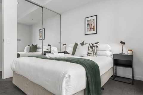 Richmond Premium Escape - Walk To The MCG - Tourism Guide 3