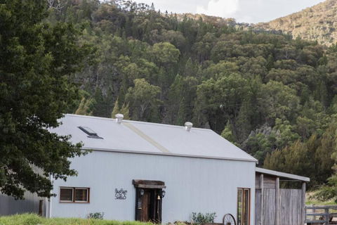 Riverlea Stables- Style And Charm Await You! - Tourism Guide 2