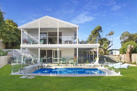 Riverview Retreat By Host On The Coast - Travel Agents 0