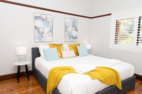 Rose Hill On Hamer, 1940s Charming Cottage Near Cook Park - Travel Agents 1
