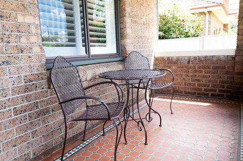 Rose Hill On Hamer, 1940s Charming Cottage Near Cook Park - Travel Agents 3