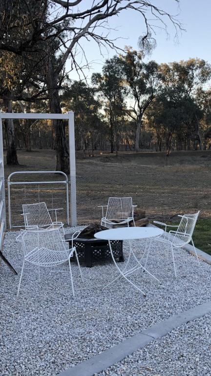Rosewood Cottage - Tourism Guide 1