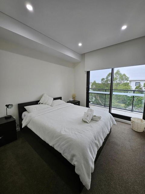 Rouse Hills TownCentre Luxury Accommodation - Cruises Travel 0