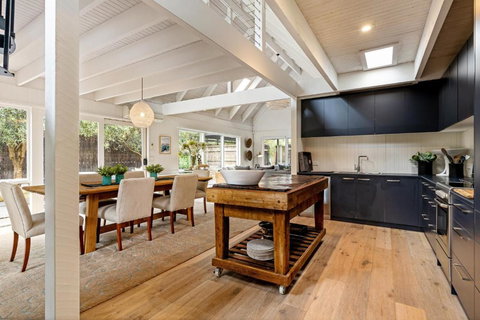 Royadie Retreat Blairgowrie - Travel Agents 0