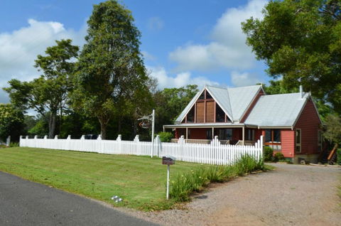 Ruddles Retreat - Travel Search 2