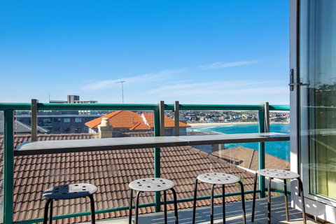 S16S - Bondi Vistas - Travel Agents 2