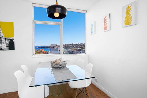 S16S - Bondi Vistas - Travel Agents 3