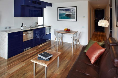Salamanca Wharf Hotel - Travel Search 1