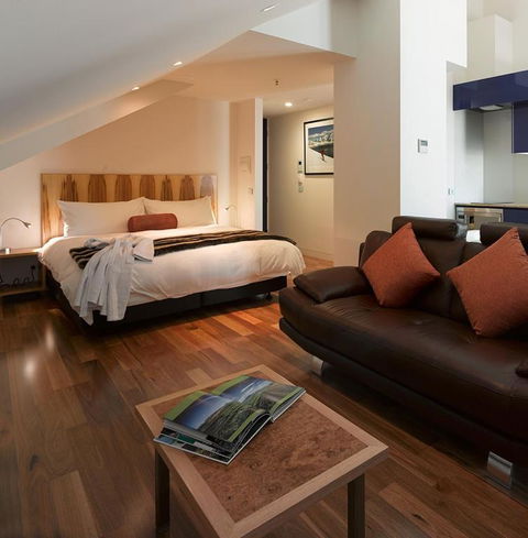 Salamanca Wharf Hotel - Travel Search 2