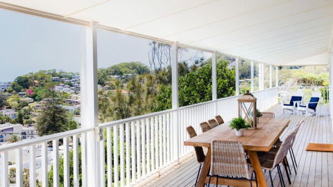 Salt Deck - The Upper Deck Accom Holiday - Travel Search 3
