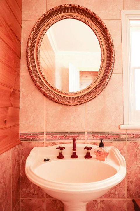 SaltBush Cottage - Cruises Travel 2