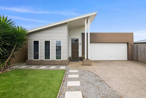 Salty Sage Beach House - Tourism Guide 3