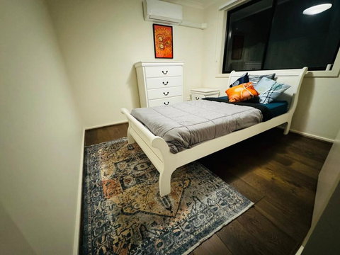 Sanctuary Lakes Holiday House - Travel Agents 2