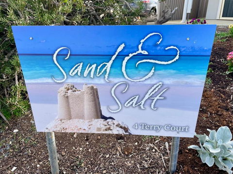 Sand & Salt - Travel Search 1