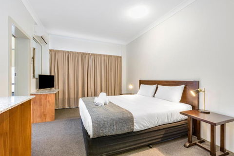 Rockhampton Riverside Central Hotel Official - Travel Agents 2