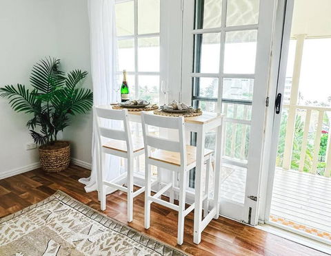 Sandhaven Bungalow - Tourism Guide 2