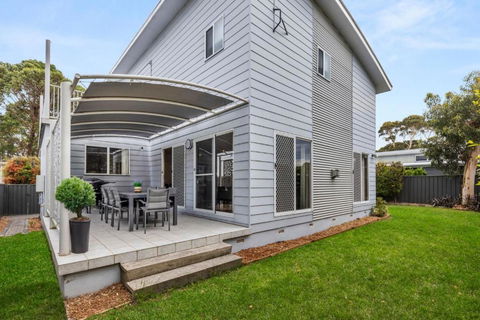 Sandlewood Breeze - Pet Friendly - Community Pool - Travel Search 0