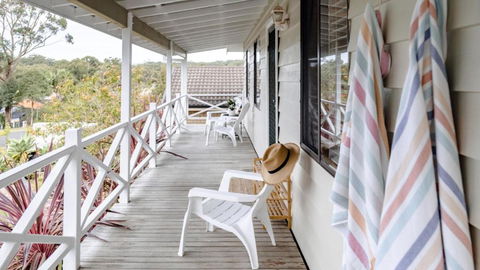 Sandy Cottage - Tourism Guide 1