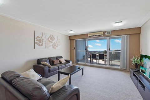 Sandy Cove Apartment The Entrance 29 - Tourism Guide 2