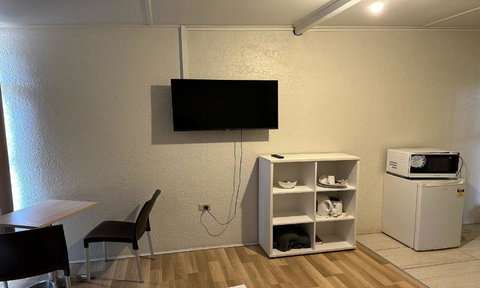 St George Hotel Motel - Travel Agents 3