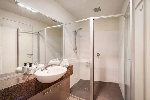 Sub Penthouse Luxe Suit, CBD, Secure Parking, - Tourism Guide 2